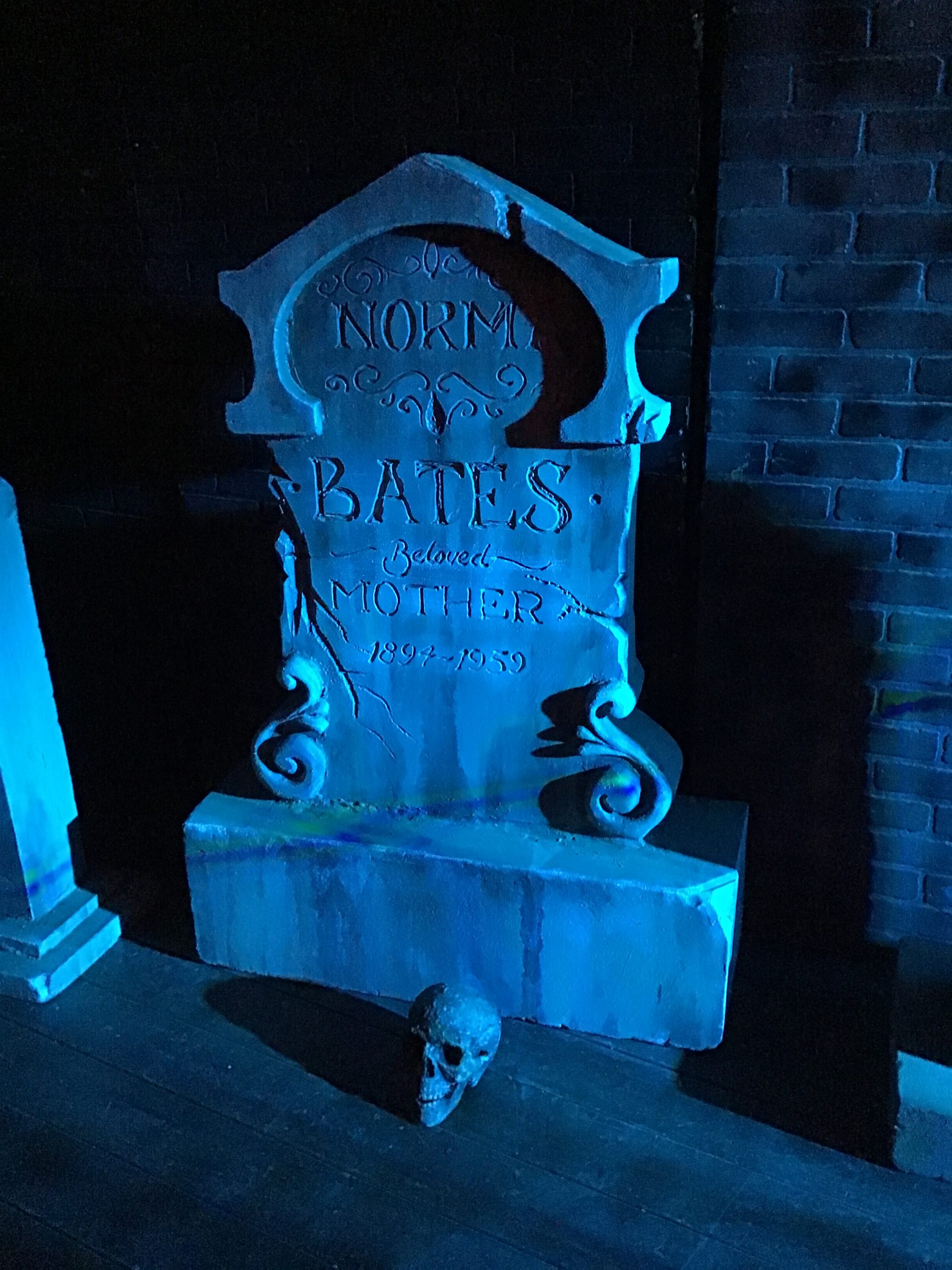 Bates grave